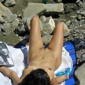 beach nude pic voyeur
