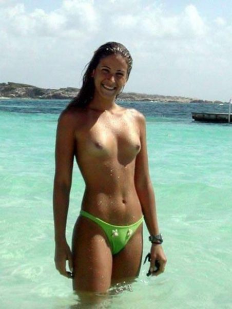 Brazilian Beach Girl Topless New Porn Pics 31122 | Hot Sex Picture
