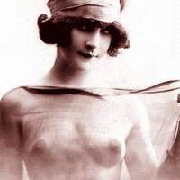 vintage nude woman picture